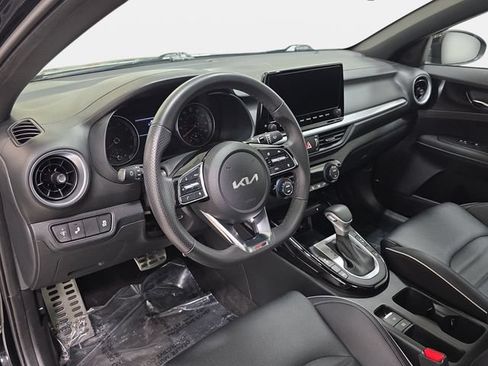 Used 2024 Kia Forte GT-Line w/ GT-Line Premium Package FWD image 16