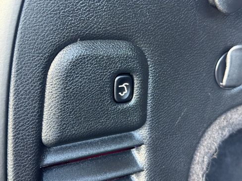 Used 2020 Jeep Grand Cherokee Limited image 19