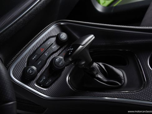 Used 2015 Dodge Challenger SRT Hellcat image 29