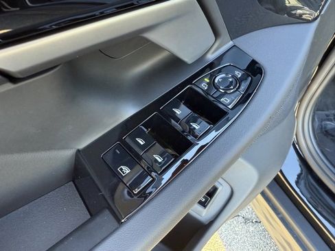 New 2026 BMW 530i w/ Premium Package image 15