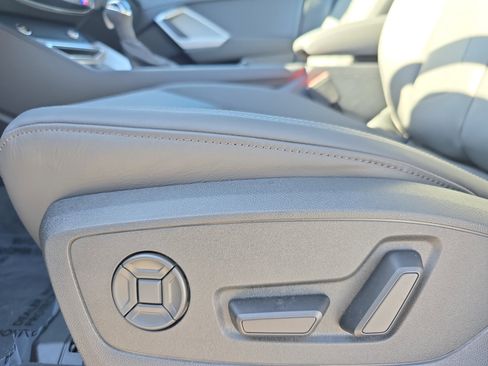 New 2025 Audi Q3 2.0T Premium image 27