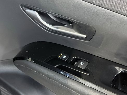 Used 2024 Hyundai Tucson Limited image 17