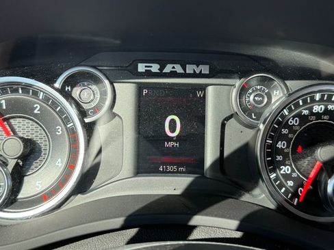 Used 2021 RAM 2500 Big Horn w/ Level 1 Equipment Group image 11