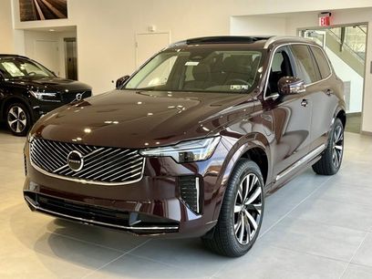 New 2025 Volvo XC90 T8 Core w/ Protection Package Premier