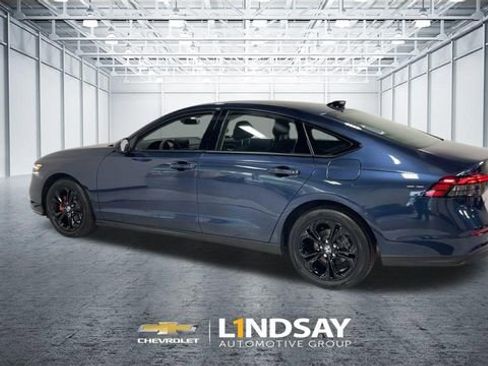 Used 2025 Honda Accord SE image 7