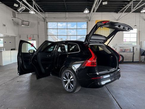 Used 2023 Volvo XC60 B5 Core image 19