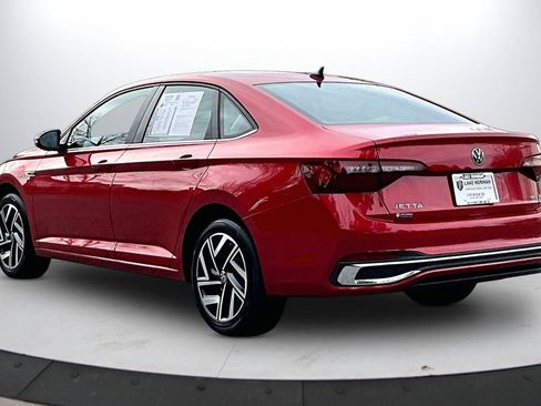 Used 2022 Volkswagen Jetta SEL image 7