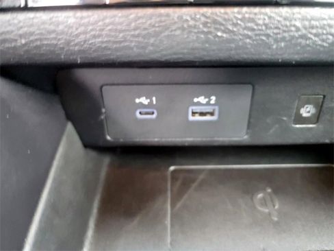 Used 2024 Mitsubishi Outlander SE image 26