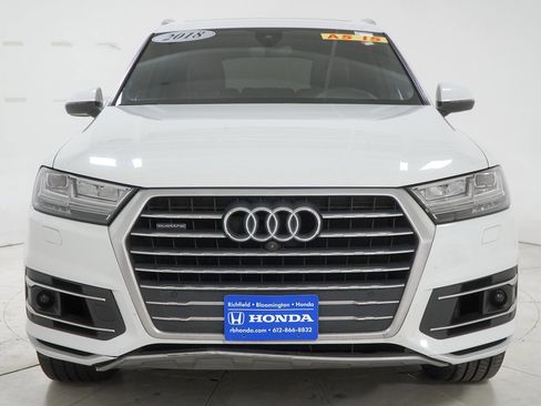 Used 2018 Audi Q7 3.0T Prestige w/ Prestige Package image 2