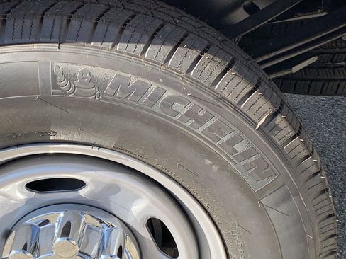 New 2026 Ford F250 XL w/ XL Chrome Package image 14