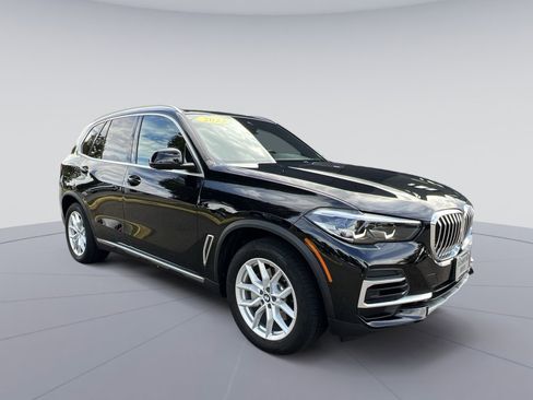 Used 2023 BMW X5 xDrive40i w/ Parking Assistance Package image 11