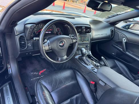 Used 2010 Chevrolet Corvette Coupe w/ Preferred Equipment Group image 21