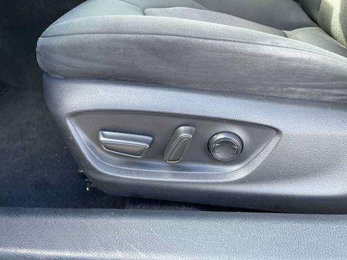 Used 2022 Toyota Camry LE FWD image 14
