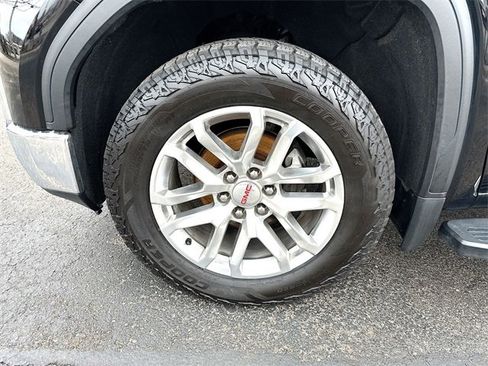 Used 2020 GMC Sierra 1500 SLT w/ SLT Premium Package image 10