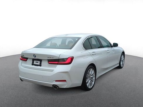 Used 2024 BMW 330i xDrive Sedan w/ Convenience Package image 10