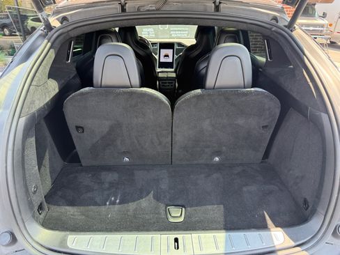 Used 2017 Tesla Model X 100D AWD/4WD image 10