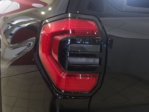 New 2026 Toyota 4Runner Limited AWD/4WD image 11