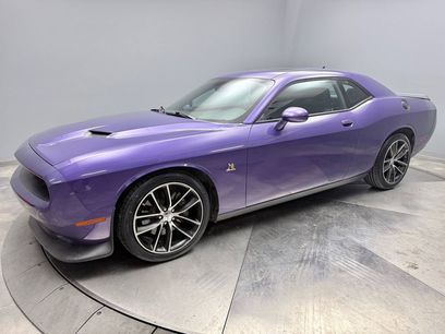 Used 2016 Dodge Challenger R/T Scat Pack w/ Leather Interior Group