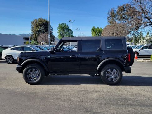 Used 2025 Ford Bronco Big Bend image 2