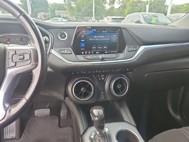 Used 2020 Chevrolet Blazer LT FWD image 18