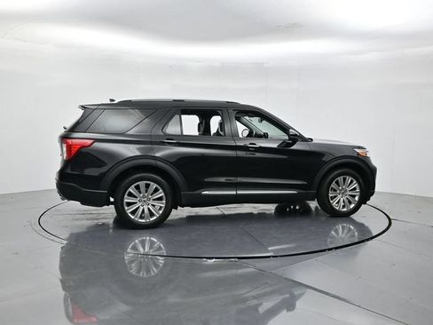 Certified 2023 Ford Explorer Limited w/ Limited Technology Package AWD/4WD image 2