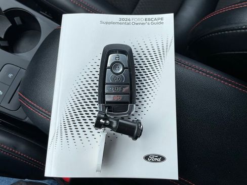 Used 2024 Ford Escape ST-Line image 50
