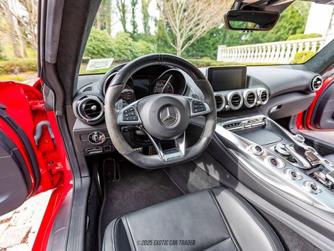 Used 2016 Mercedes-Benz AMG GT S image 42