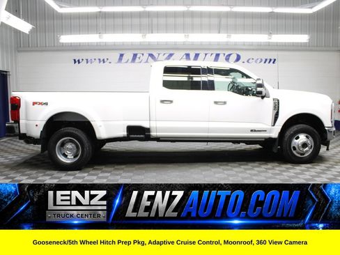 Used 2024 Ford F350 Lariat w/ Lariat Ultimate Package AWD/4WD image 1