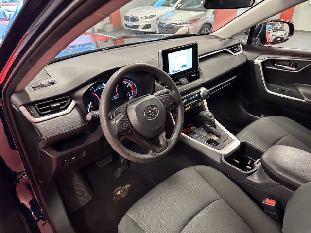 Certified 2025 Toyota RAV4 XLE AWD/4WD image 11