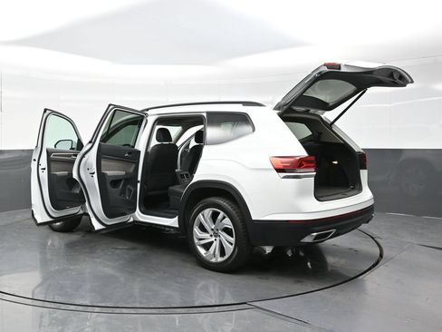 Used 2023 Volkswagen Atlas SE w/ Panoramic Sunroof Package AWD/4WD image 52
