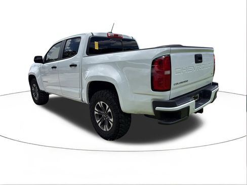 Used 2022 Chevrolet Colorado Z71 AWD/4WD image 3