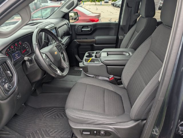 Used 2021 Chevrolet Silverado 1500 LT AWD/4WD image 12