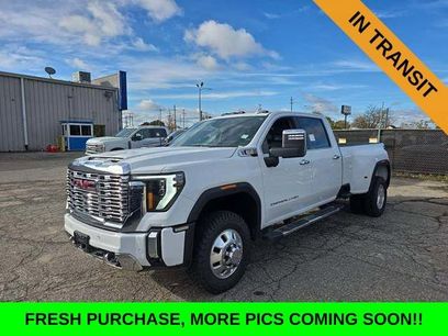 Used 2025 GMC Sierra 3500 Denali w/ Denali Reserve Package