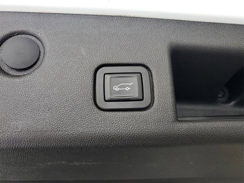 Used 2019 Chevrolet Equinox LT image 33