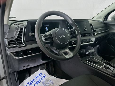 Certified 2023 Kia Sportage LX AWD/4WD image 9