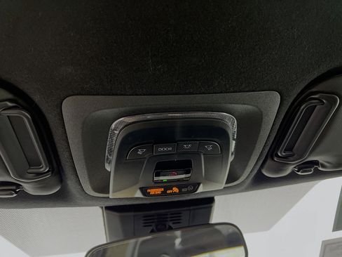 Used 2024 Toyota Corolla SE image 21