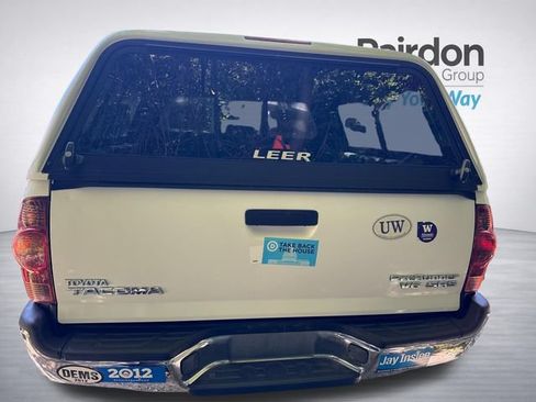 Used 2006 Toyota Tacoma PreRunner RWD image 6