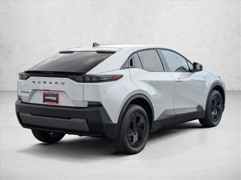 New 2026 Subaru Uncharted Premium image 2