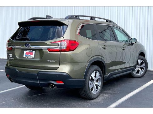 Used 2025 Subaru Ascent Premium AWD/4WD image 11