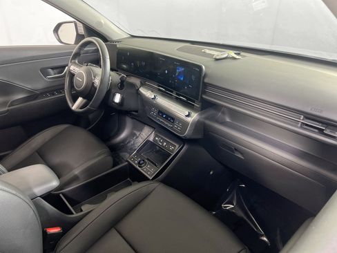 Used 2024 Hyundai Kona Limited AWD/4WD image 26