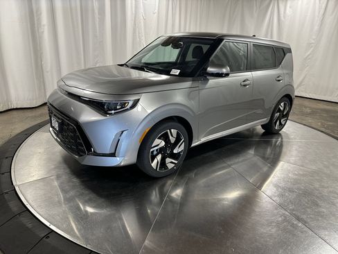 New 2025 Kia Soul GT-Line image 1