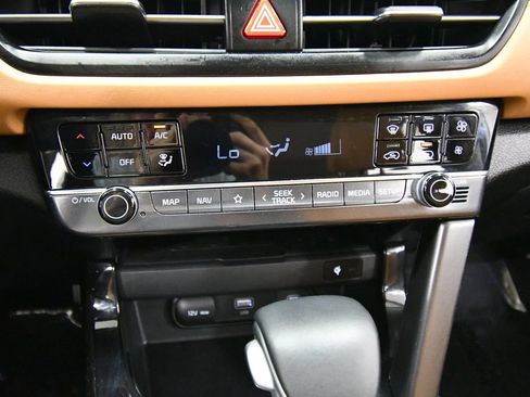 Certified 2024 Kia Seltos EX AWD/4WD image 27