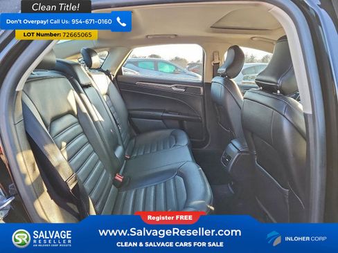 Used 2017 Ford Fusion SE w/ Fusion SE Technology Package image 13