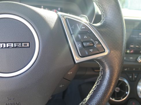 Used 2022 Chevrolet Camaro SS image 18