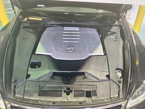 Used 2013 Lexus LS 460 w/ F-Sport Pkg RWD image 12