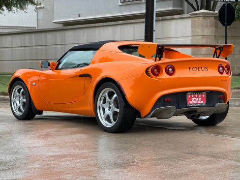 Used 2005 Lotus Elise RWD image 10