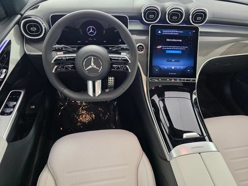New 2026 Mercedes-Benz GLC 300 image 10