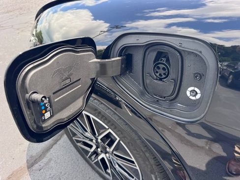 Used 2025 Ford Mustang Mach-E Premium RWD image 26