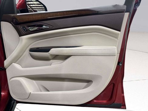 Used 2013 Cadillac SRX Performance FWD image 40