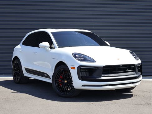 Certified 2022 Porsche Macan GTS AWD/4WD image 8